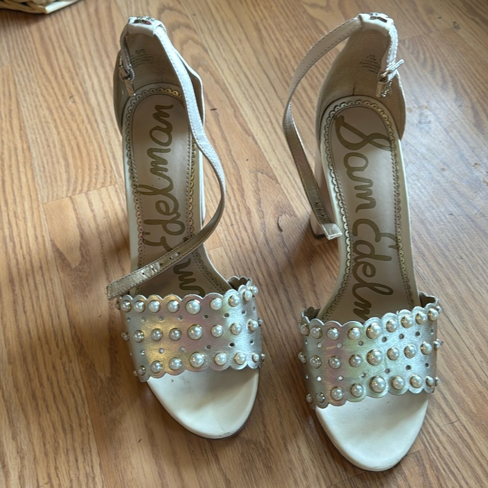Sam Edelman pearl heels